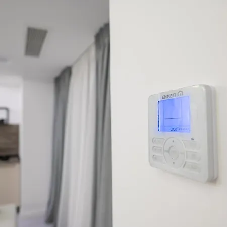 Apartament White Titanic Mamaia *