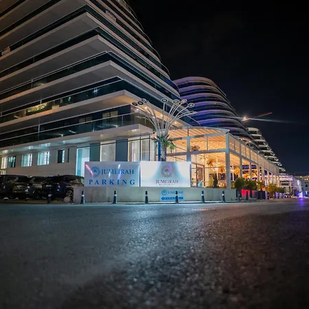 White Titanic Mamaia Năvodari